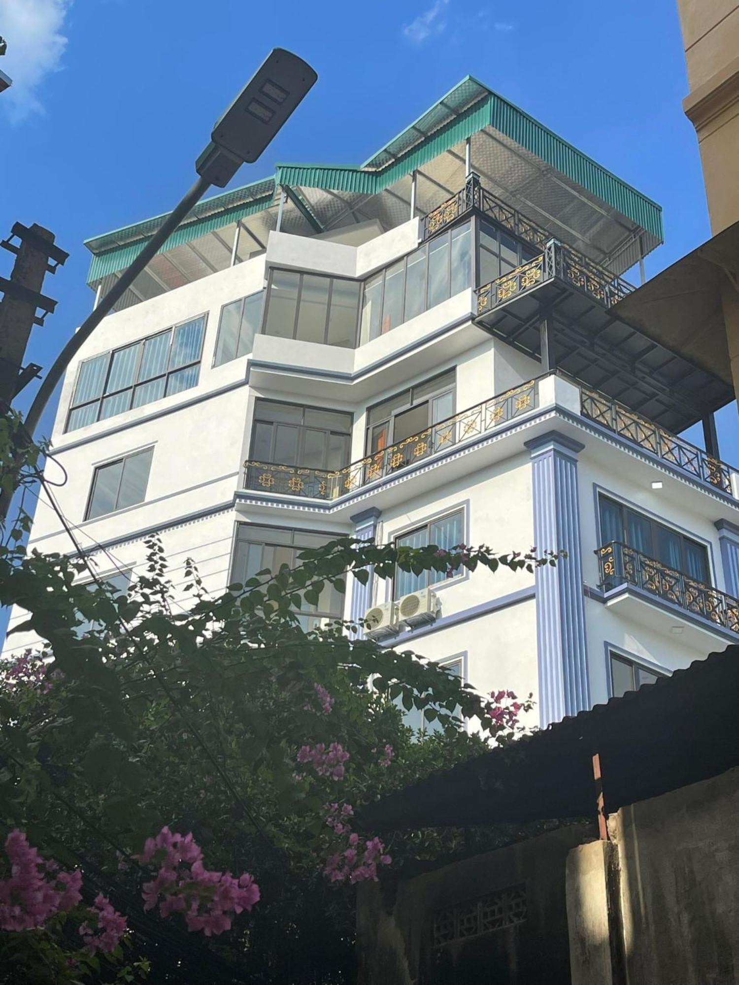 Homestay Light House & Rooftop *